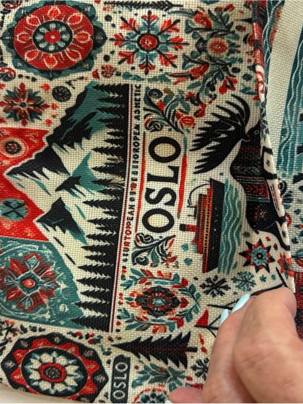 Oslo Folk Art Tapestry look Pouch, new